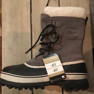 New in box Women’s Sorel Caribou winter boots